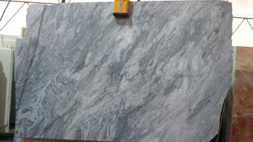 Мрамор Бардилио Нуволато (Италия)