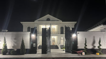 Фасад из известняка белого Классика (4699д)