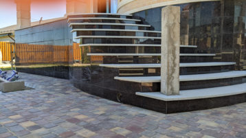 Гранитные ступени Загородный дом (1625)