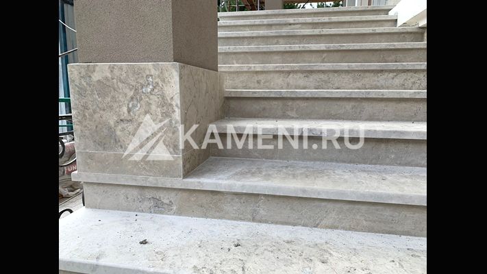 Лестницы наружние из Доломита Геналдон (3488)