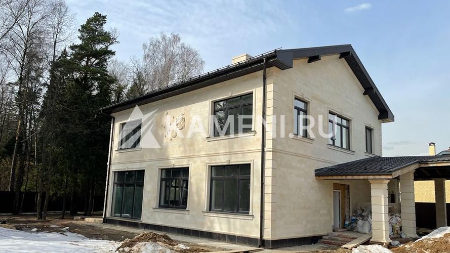 Фасад из песчаника ПДБ (2986)