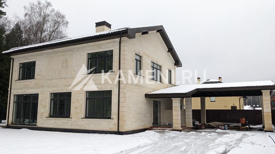 Фасад из песчаника ПДБ (2986)