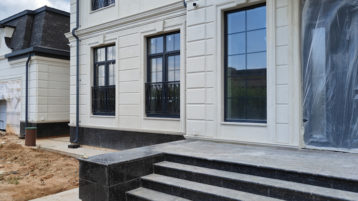 Ступени из гранита Тан Браун Грей (3538)