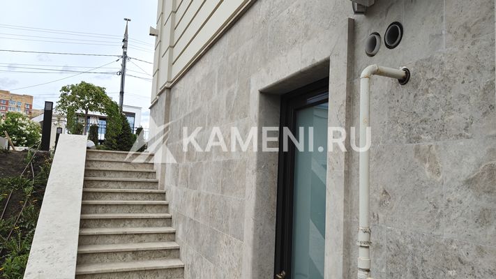 Доломит Геналдон на лестницах в загородном доме (3725)