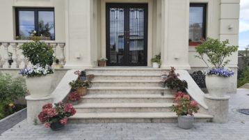 Доломит Геналдон на лестницах в загородном доме (3725)