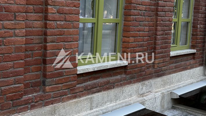 Подоконники доломитовые. Центр Владикавказа (8026)