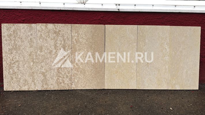Травертин Киргизский бежевато-желтоватый (2й слой)